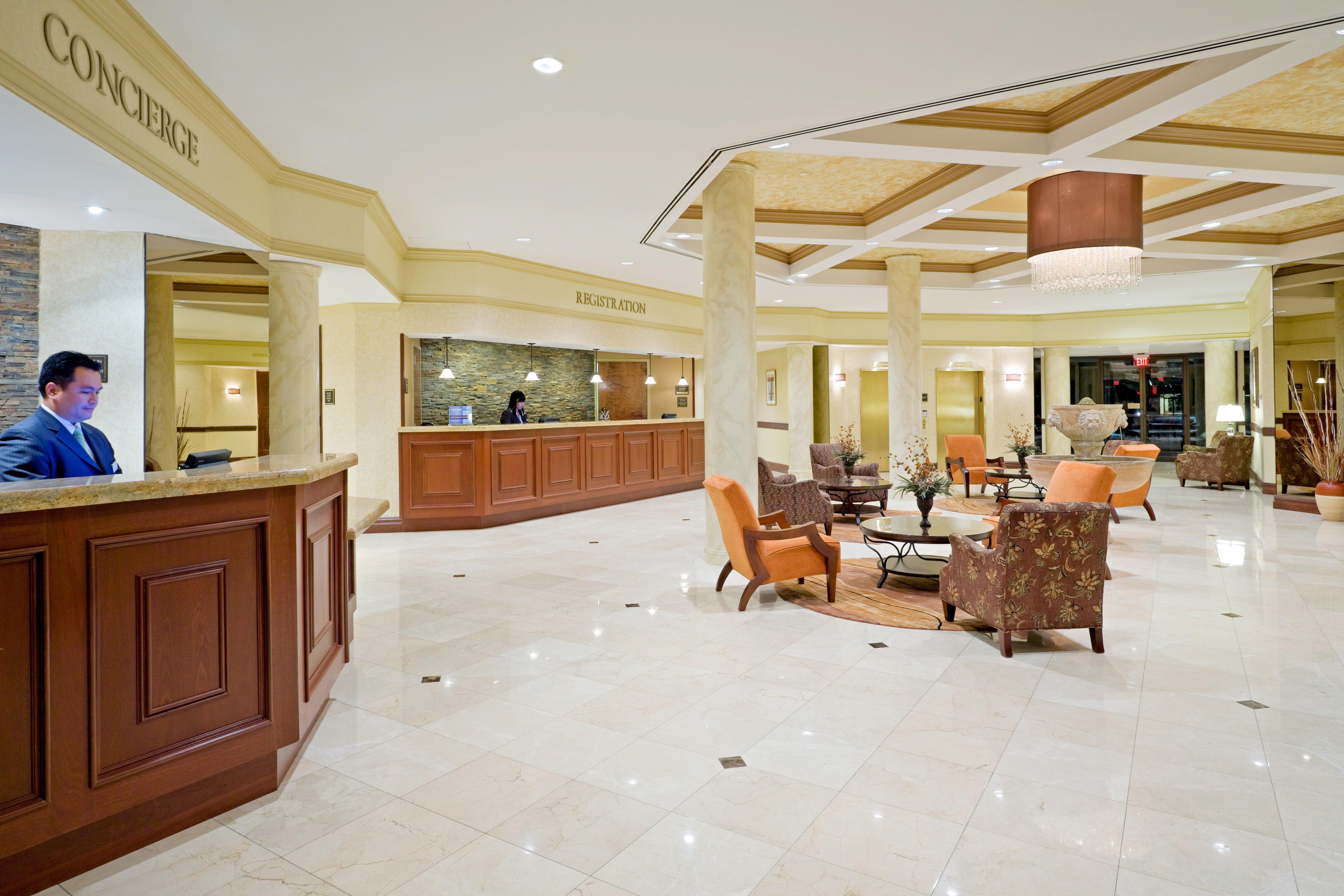 Crowne Plaza Edison By Ihg Hotel Exterior photo